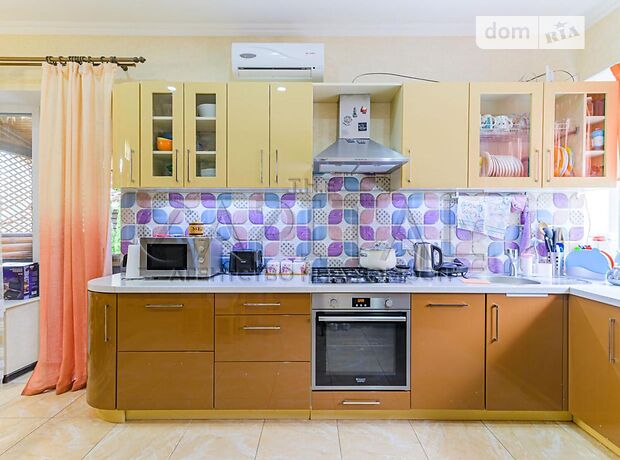 двухэтажный дом, 230 кв. м, кирпич. Продажа в Софиевской Борщаговке (Киевская обл.) фото 1 двухэтажный дом, 230 кв. м, кирпич. Продажа в Софиевской Борщаговке (Киевская обл.) фото 1