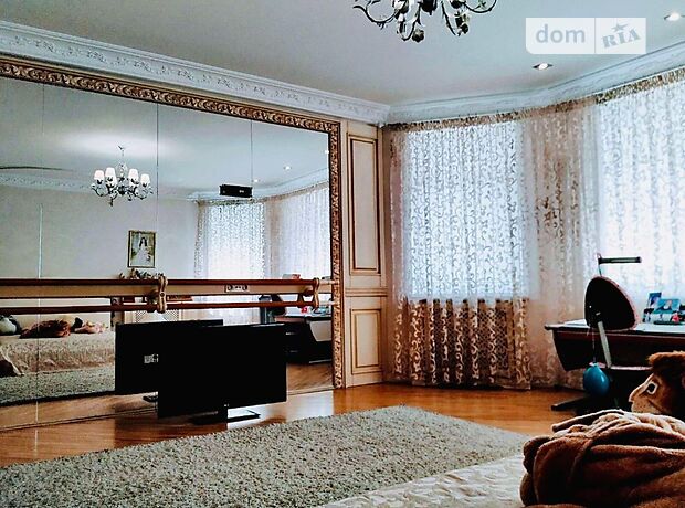 трехэтажный дом с камином, 552 кв. м, кирпич. Продажа в Софиевской Борщаговке (Киевская обл.) фото 1 трехэтажный дом с камином, 552 кв. м, кирпич. Продажа в Софиевской Борщаговке (Киевская обл.) фото 1