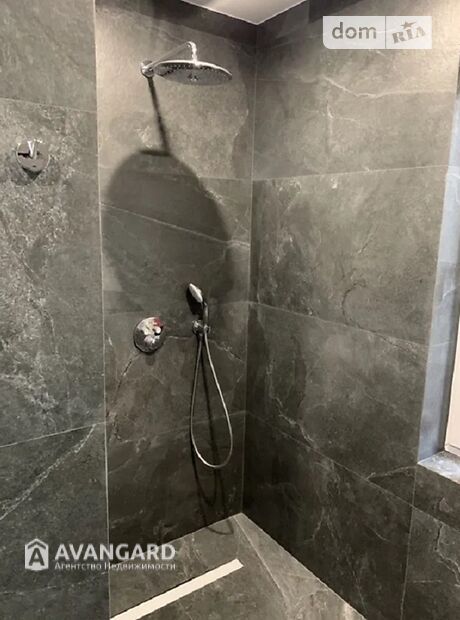 трехэтажный дом, 250 кв. м, кирпич. Продажа в Софиевской Борщаговке (Киевская обл.) фото 1 трехэтажный дом, 250 кв. м, кирпич. Продажа в Софиевской Борщаговке (Киевская обл.) фото 1