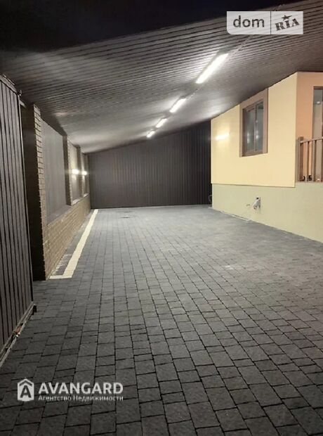 трехэтажный дом, 250 кв. м, кирпич. Продажа в Софиевской Борщаговке (Киевская обл.) фото 1 трехэтажный дом, 250 кв. м, кирпич. Продажа в Софиевской Борщаговке (Киевская обл.) фото 1