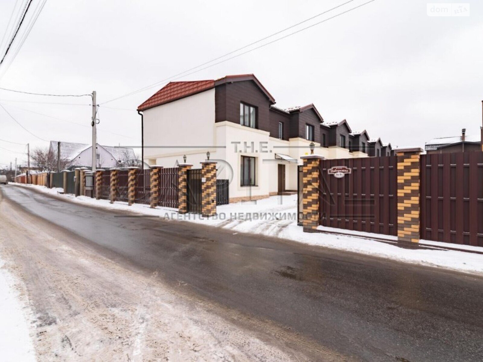 двухэтажный дом с ремонтом, 100 кв. м, кирпич. Продажа в Софиевской Борщаговке фото 1 двухэтажный дом с ремонтом, 100 кв. м, кирпич. Продажа в Софиевской Борщаговке фото 1