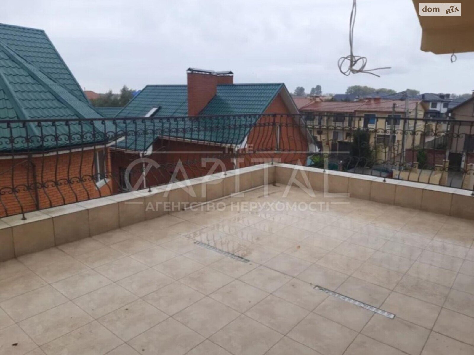 трехэтажный дом с отоплением, 100 кв. м, кирпич. Продажа в Святопетровское фото 1 трехэтажный дом с отоплением, 100 кв. м, кирпич. Продажа в Святопетровское фото 1
