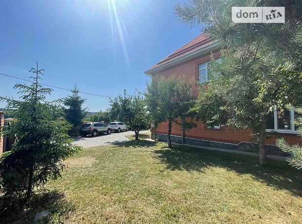 двухэтажный дом с балконом, 250 кв. м, кирпич. Продажа в Юровке (Киевская обл.) фото 1 двухэтажный дом с балконом, 250 кв. м, кирпич. Продажа в Юровке (Киевская обл.) фото 1