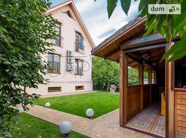 трехэтажный дом с садом, 240 кв. м, кирпич. Продажа в Юровке (Киевская обл.) фото 1 трехэтажный дом с садом, 240 кв. м, кирпич. Продажа в Юровке (Киевская обл.) фото 1