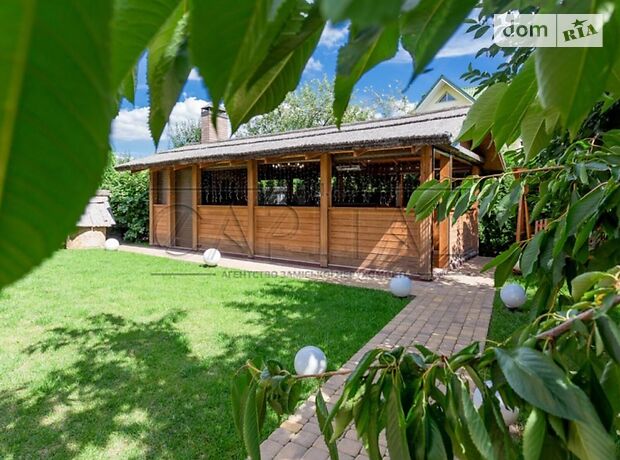 трехэтажный дом с садом, 240 кв. м, кирпич. Продажа в Юровке (Киевская обл.) фото 1 трехэтажный дом с садом, 240 кв. м, кирпич. Продажа в Юровке (Киевская обл.) фото 1