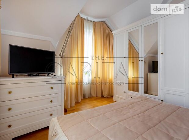 трехэтажный дом с садом, 240 кв. м, кирпич. Продажа в Юровке (Киевская обл.) фото 1 трехэтажный дом с садом, 240 кв. м, кирпич. Продажа в Юровке (Киевская обл.) фото 1