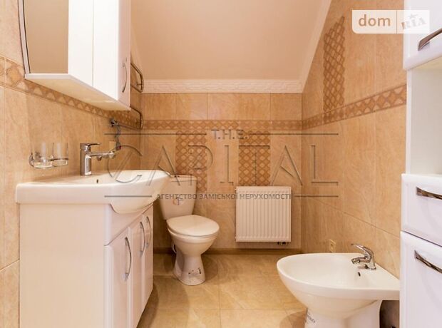 трехэтажный дом с садом, 240 кв. м, кирпич. Продажа в Юровке (Киевская обл.) фото 1 трехэтажный дом с садом, 240 кв. м, кирпич. Продажа в Юровке (Киевская обл.) фото 1