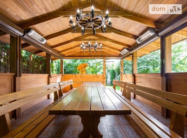 трехэтажный дом с садом, 240 кв. м, кирпич. Продажа в Юровке (Киевская обл.) фото 1 трехэтажный дом с садом, 240 кв. м, кирпич. Продажа в Юровке (Киевская обл.) фото 1
