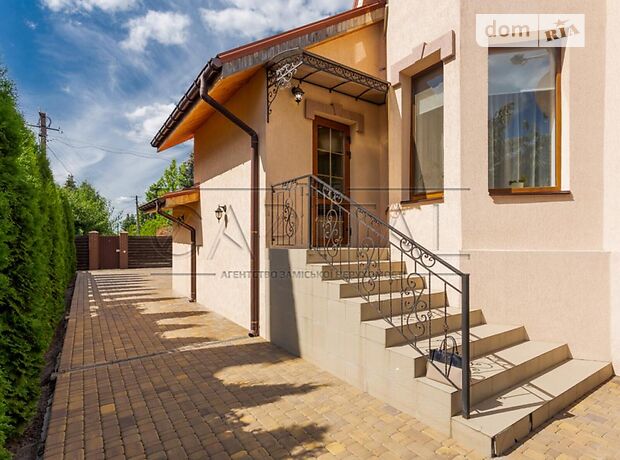трехэтажный дом, 240 кв. м, кирпич. Продажа в Юровке (Киевская обл.) фото 1 трехэтажный дом, 240 кв. м, кирпич. Продажа в Юровке (Киевская обл.) фото 1