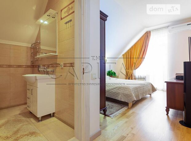 трехэтажный дом, 240 кв. м, кирпич. Продажа в Юровке (Киевская обл.) фото 1 трехэтажный дом, 240 кв. м, кирпич. Продажа в Юровке (Киевская обл.) фото 1