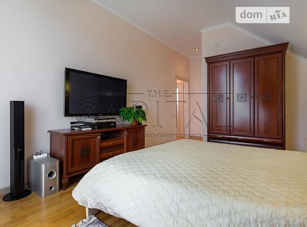 трехэтажный дом, 240 кв. м, кирпич. Продажа в Юровке (Киевская обл.) фото 1 трехэтажный дом, 240 кв. м, кирпич. Продажа в Юровке (Киевская обл.) фото 1