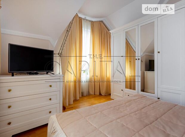 трехэтажный дом, 240 кв. м, кирпич. Продажа в Юровке (Киевская обл.) фото 1 трехэтажный дом, 240 кв. м, кирпич. Продажа в Юровке (Киевская обл.) фото 1
