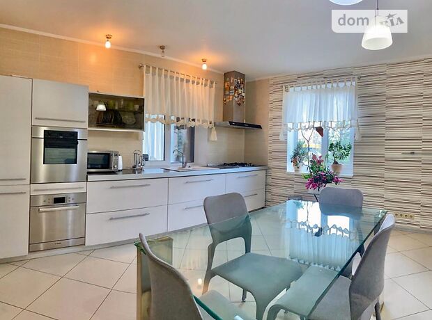 двухэтажный дом с садом, 331.3 кв. м, кирпич. Продажа в Крюковщине (Киевская обл.) фото 1 двухэтажный дом с садом, 331.3 кв. м, кирпич. Продажа в Крюковщине (Киевская обл.) фото 1