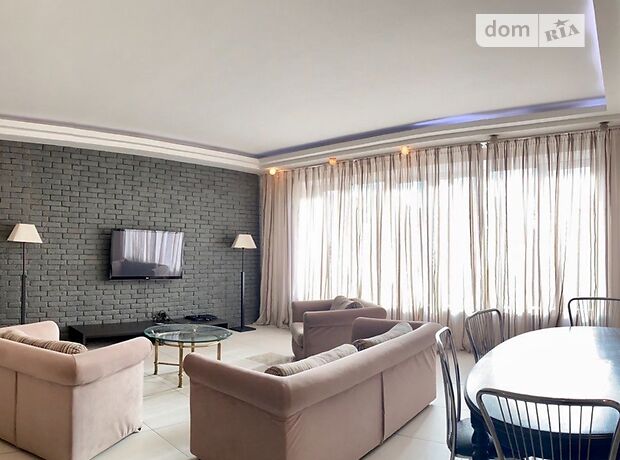 двухэтажный дом с садом, 331.3 кв. м, кирпич. Продажа в Крюковщине (Киевская обл.) фото 1 двухэтажный дом с садом, 331.3 кв. м, кирпич. Продажа в Крюковщине (Киевская обл.) фото 1