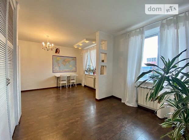 двухэтажный дом с садом, 331.3 кв. м, кирпич. Продажа в Крюковщине (Киевская обл.) фото 1 двухэтажный дом с садом, 331.3 кв. м, кирпич. Продажа в Крюковщине (Киевская обл.) фото 1