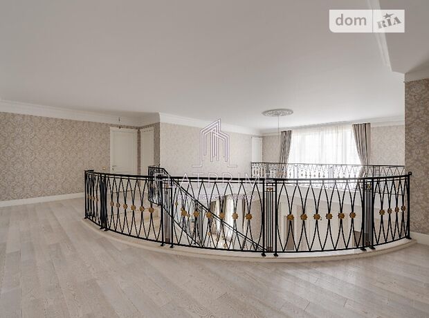 трехэтажный дом с камином, 680 кв. м, кирпич. Продажа в Крюковщине (Киевская обл.) фото 1 трехэтажный дом с камином, 680 кв. м, кирпич. Продажа в Крюковщине (Киевская обл.) фото 1