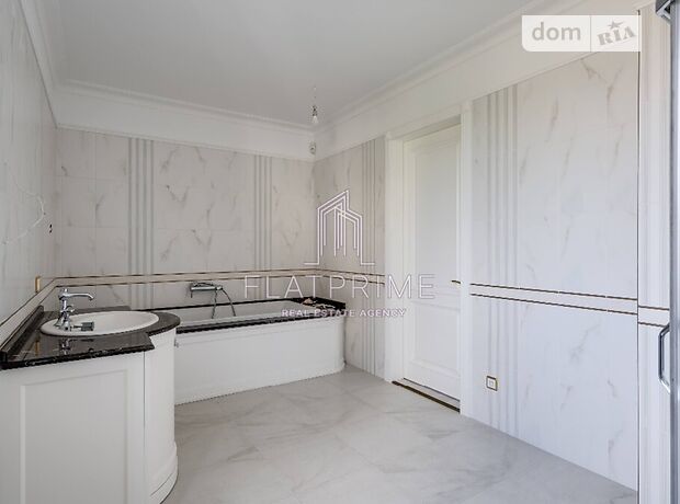 трехэтажный дом с камином, 680 кв. м, кирпич. Продажа в Крюковщине (Киевская обл.) фото 1 трехэтажный дом с камином, 680 кв. м, кирпич. Продажа в Крюковщине (Киевская обл.) фото 1