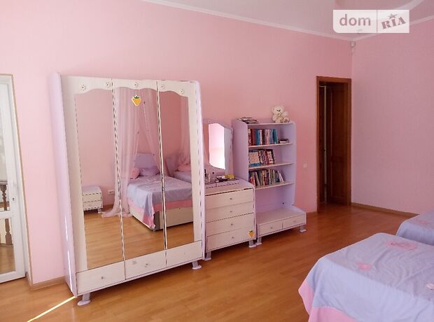 трехэтажный дом с камином, 685.9 кв. м, кирпич. Продажа в Петрушках (Киевская обл.) фото 1 трехэтажный дом с камином, 685.9 кв. м, кирпич. Продажа в Петрушках (Киевская обл.) фото 1