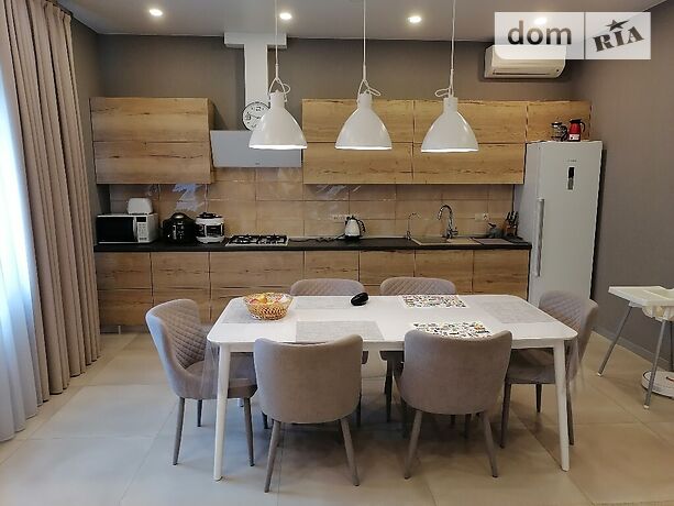 двухэтажный дом с камином, 232.9 кв. м, кирпич. Продажа в Софиевской Борщаговке (Киевская обл.) фото 1 двухэтажный дом с камином, 232.9 кв. м, кирпич. Продажа в Софиевской Борщаговке (Киевская обл.) фото 1
