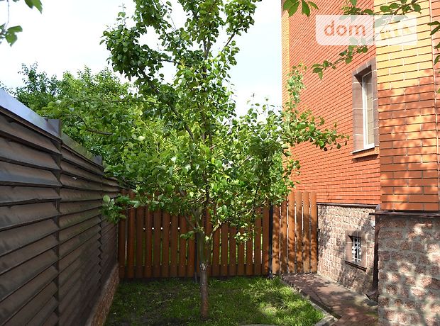двухэтажный дом с садом, 327 кв. м, кирпич. Продажа в Софиевской Борщаговке (Киевская обл.) фото 1 двухэтажный дом с садом, 327 кв. м, кирпич. Продажа в Софиевской Борщаговке (Киевская обл.) фото 1