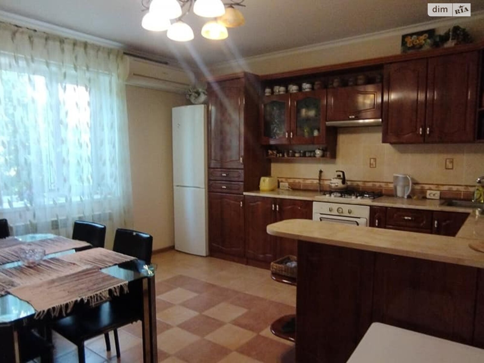 двоповерховий будинок з гаражем, 210 кв. м, цегла. Продаж у Кинашеві фото 1 двоповерховий будинок з гаражем, 210 кв. м, цегла. Продаж у Кинашеві фото 1