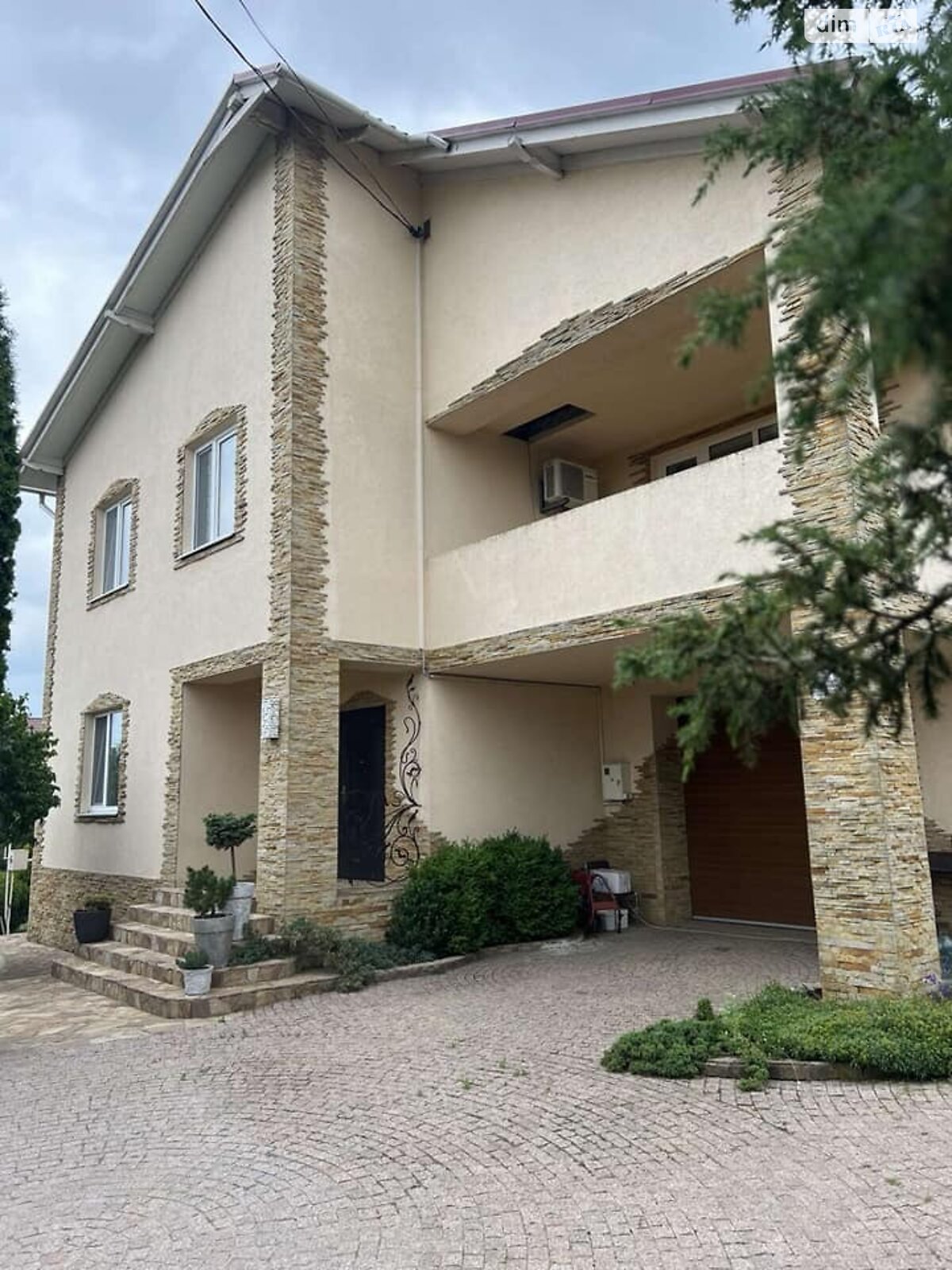 двоповерховий будинок з гаражем, 210 кв. м, цегла. Продаж у Кинашеві фото 1 двоповерховий будинок з гаражем, 210 кв. м, цегла. Продаж у Кинашеві фото 1
