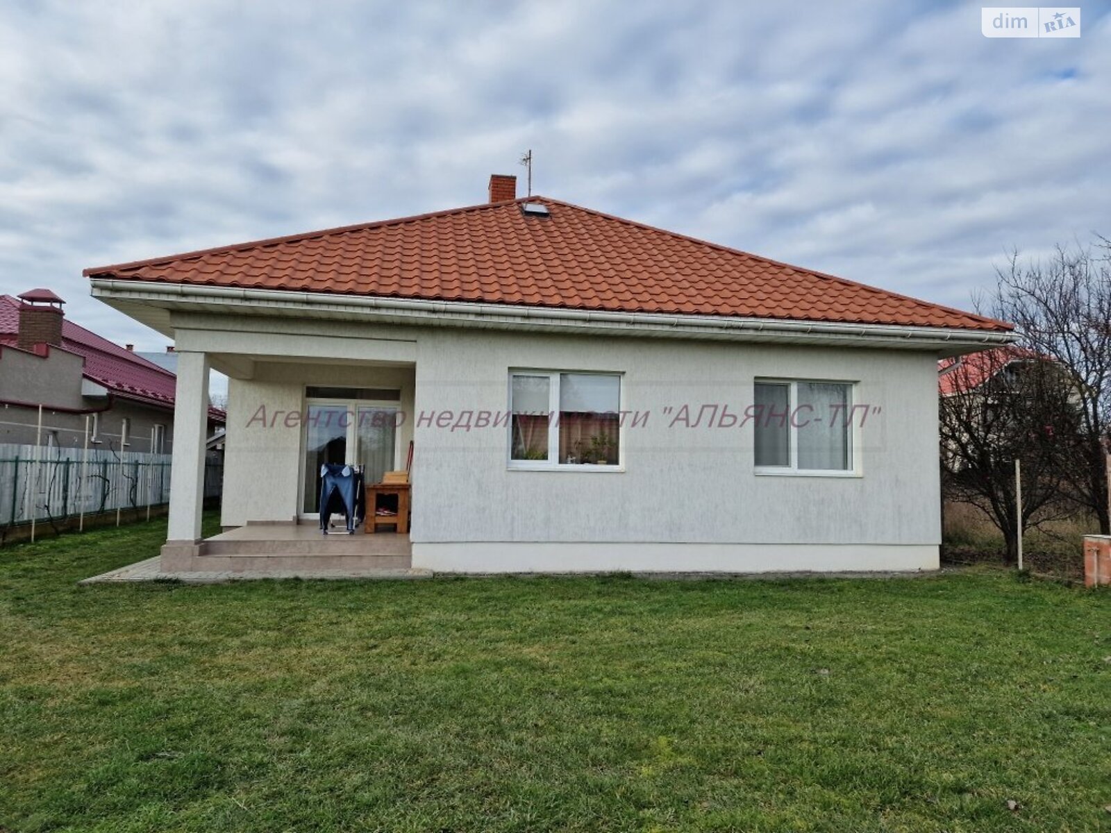 одноэтажный дом с отоплением, 124 кв. м, кирпич. Продажа в Кинчеше фото 1 одноэтажный дом с отоплением, 124 кв. м, кирпич. Продажа в Кинчеше фото 1