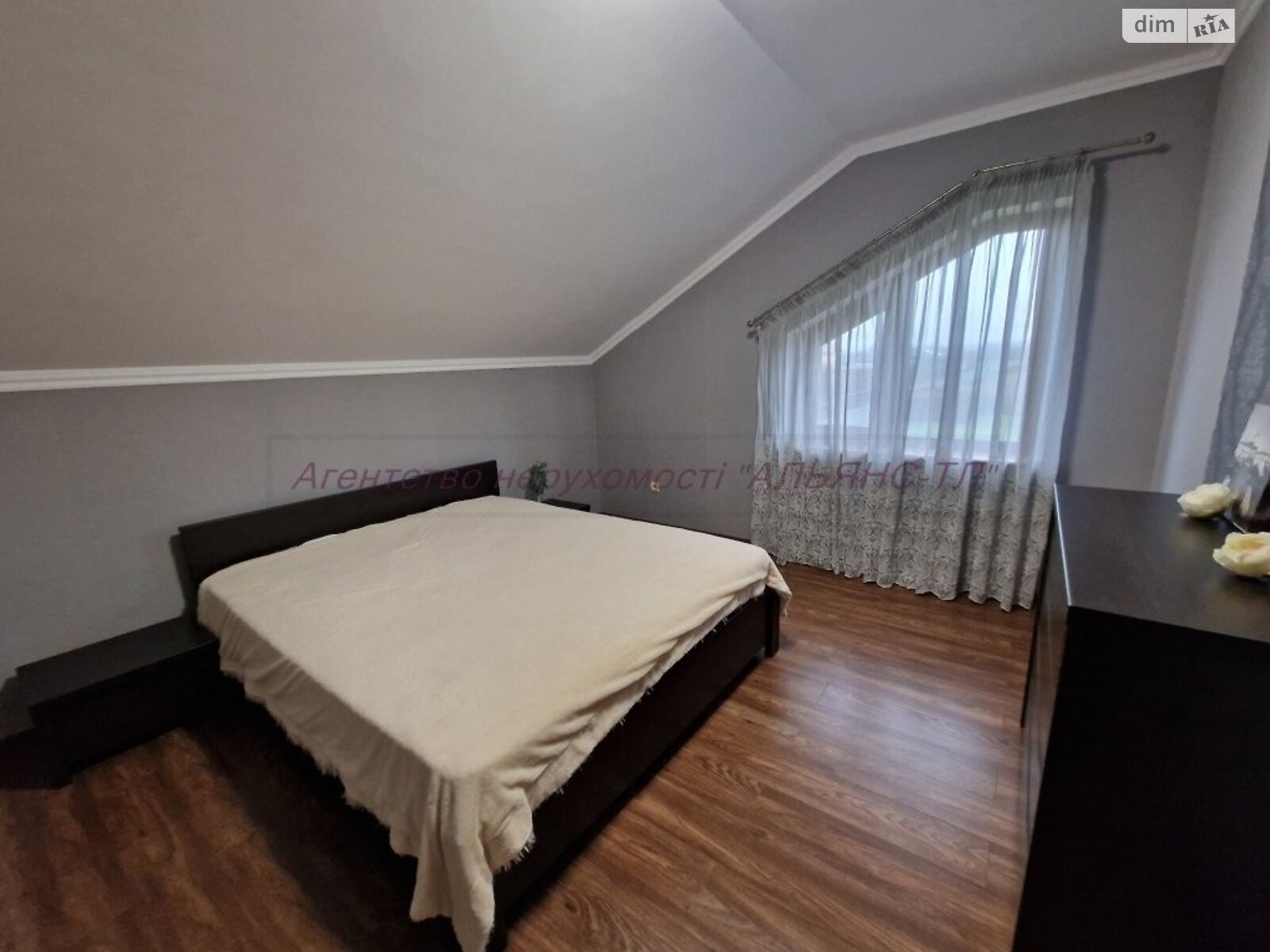 двоповерховий будинок веранда, 185 кв. м, цегла. Продаж у Кінчеші фото 1