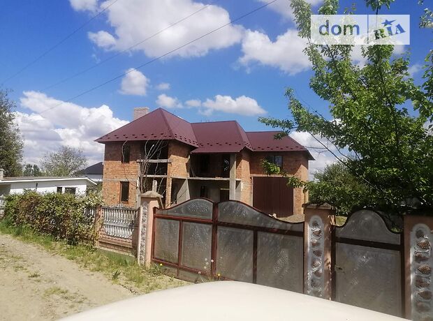 двухэтажный дом с гаражом, 251 кв. м, кирпич. Продажа в Стрелецьком Куте (Черновицкая обл.) фото 1 двухэтажный дом с гаражом, 251 кв. м, кирпич. Продажа в Стрелецьком Куте (Черновицкая обл.) фото 1