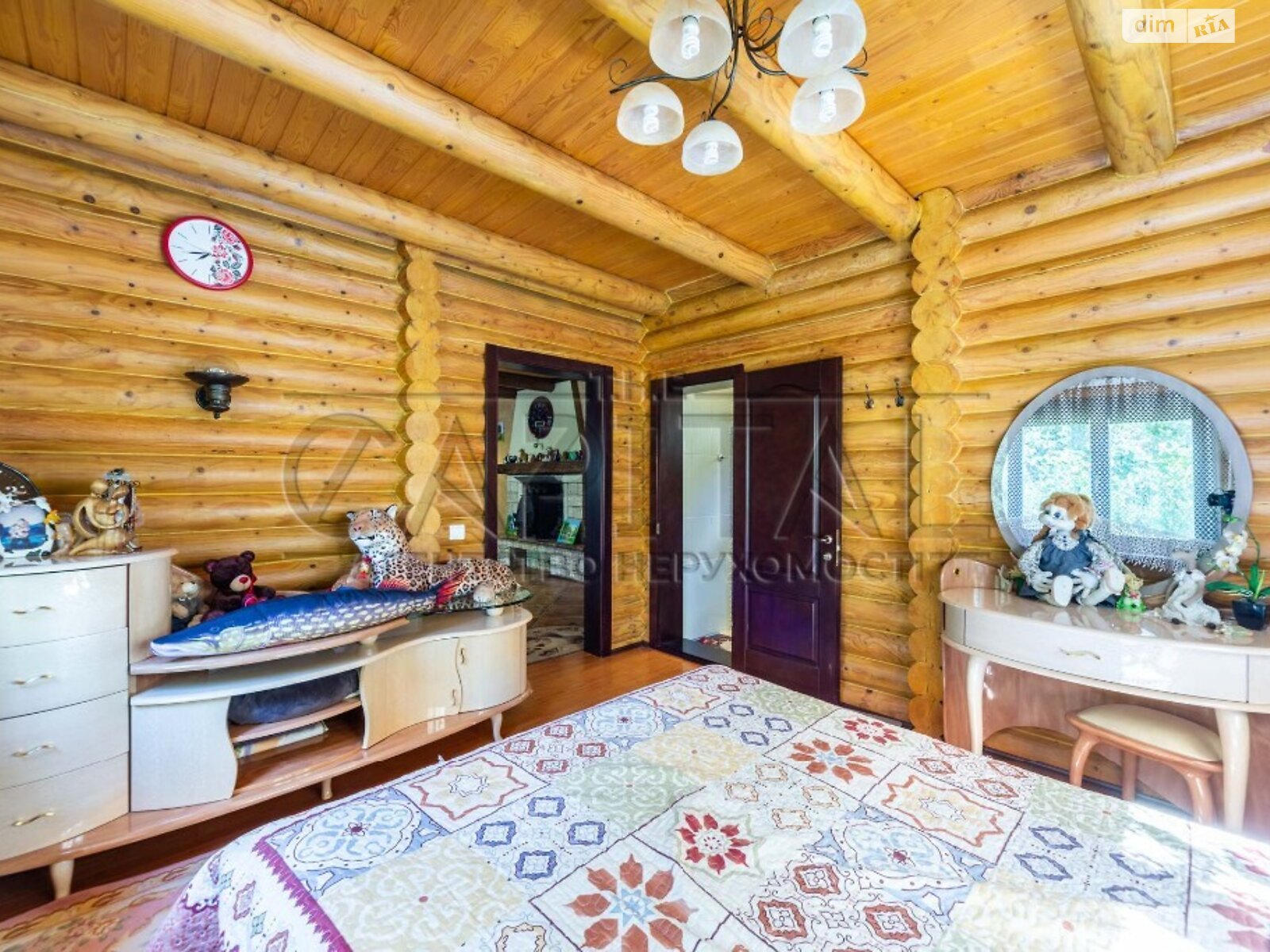 двоповерховий будинок з балконом, 450 кв. м, зруб. Продаж у Кийлові фото 1