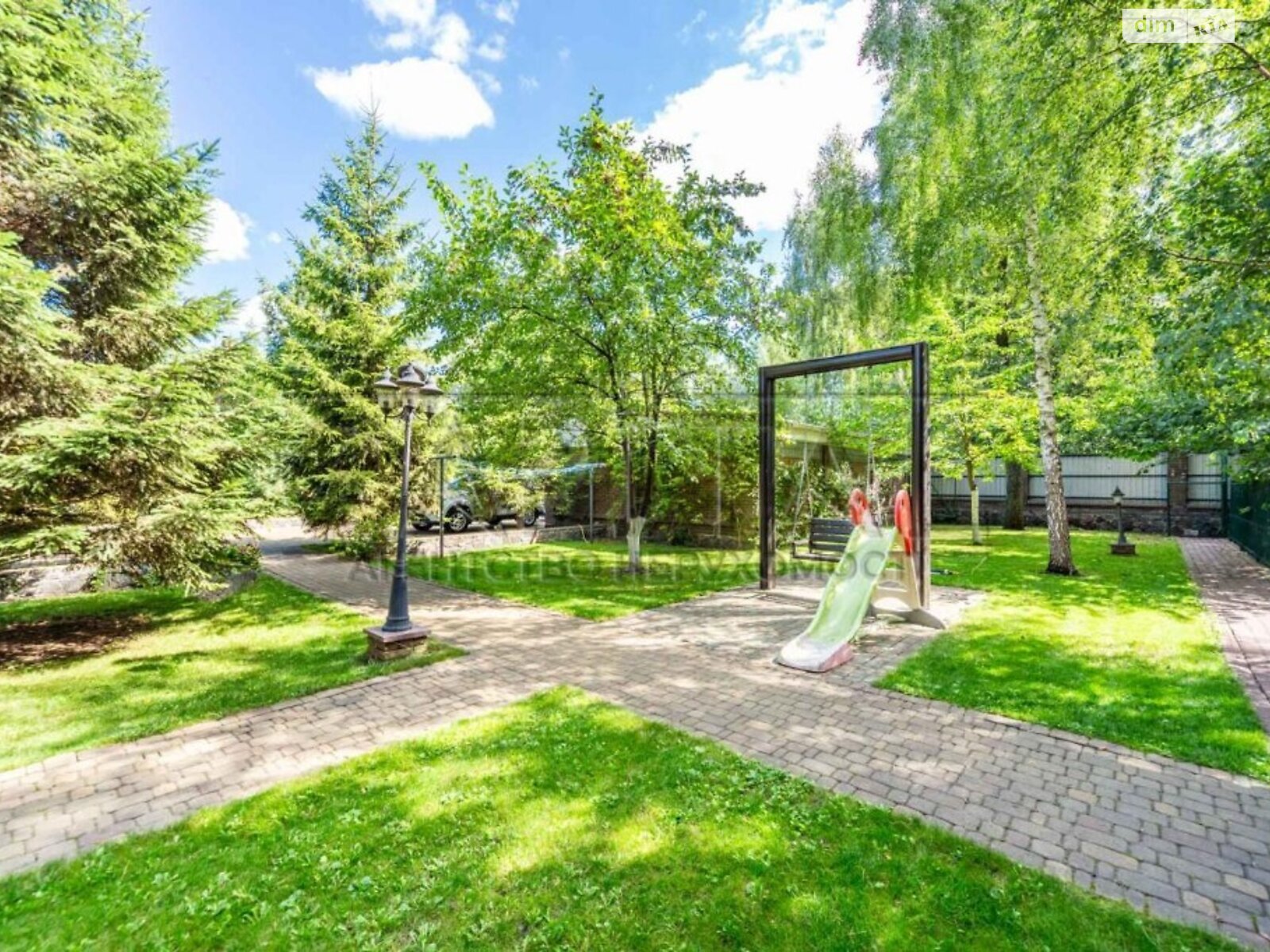 двоповерховий будинок, 490 кв. м, цегла. Продаж у Кийлові фото 1 двоповерховий будинок, 490 кв. м, цегла. Продаж у Кийлові фото 1