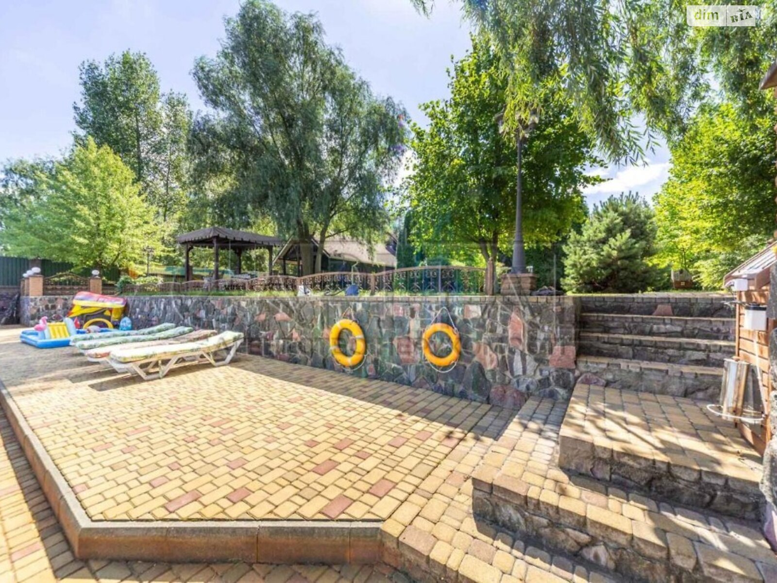 двоповерховий будинок, 490 кв. м, цегла. Продаж у Кийлові фото 1 двоповерховий будинок, 490 кв. м, цегла. Продаж у Кийлові фото 1