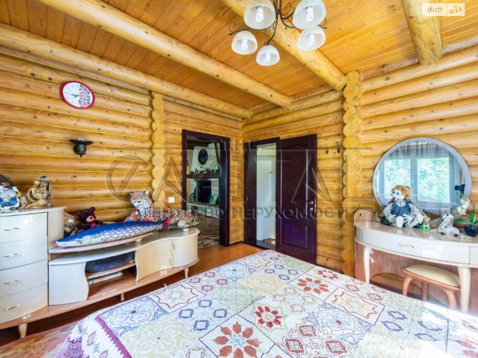 двухэтажный дом, 490 кв. м, кирпич. Продажа в Кийлове фото 1