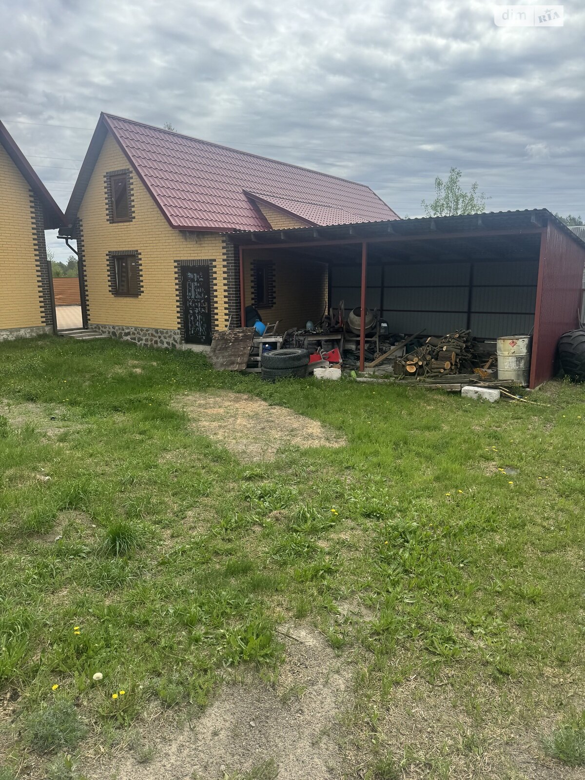 одноэтажный дом с мебелью, 120 кв. м, дерево и кирпич. Продажа в Клесовом фото 1 одноэтажный дом с мебелью, 120 кв. м, дерево и кирпич. Продажа в Клесовом фото 1