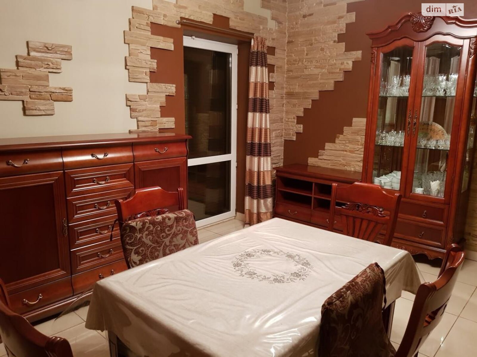 двоповерховий будинок з верандою, 247.9 кв. м, цегла. Продаж у Клузові фото 1 двоповерховий будинок з верандою, 247.9 кв. м, цегла. Продаж у Клузові фото 1