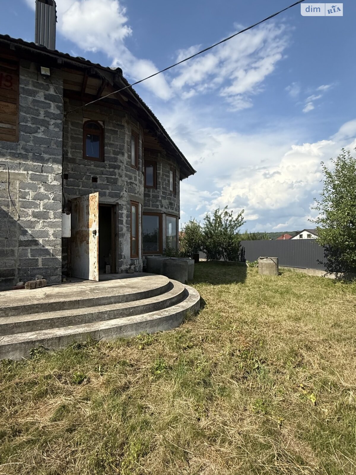 двоповерховий будинок з опаленням, 280 кв. м, шлакоблок. Продаж у Клузові фото 1 двоповерховий будинок з опаленням, 280 кв. м, шлакоблок. Продаж у Клузові фото 1