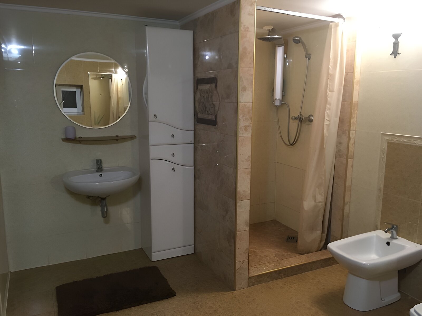 двухэтажный дом с отоплением, 330 кв. м, кирпич. Продажа в Клячанове фото 1 двухэтажный дом с отоплением, 330 кв. м, кирпич. Продажа в Клячанове фото 1