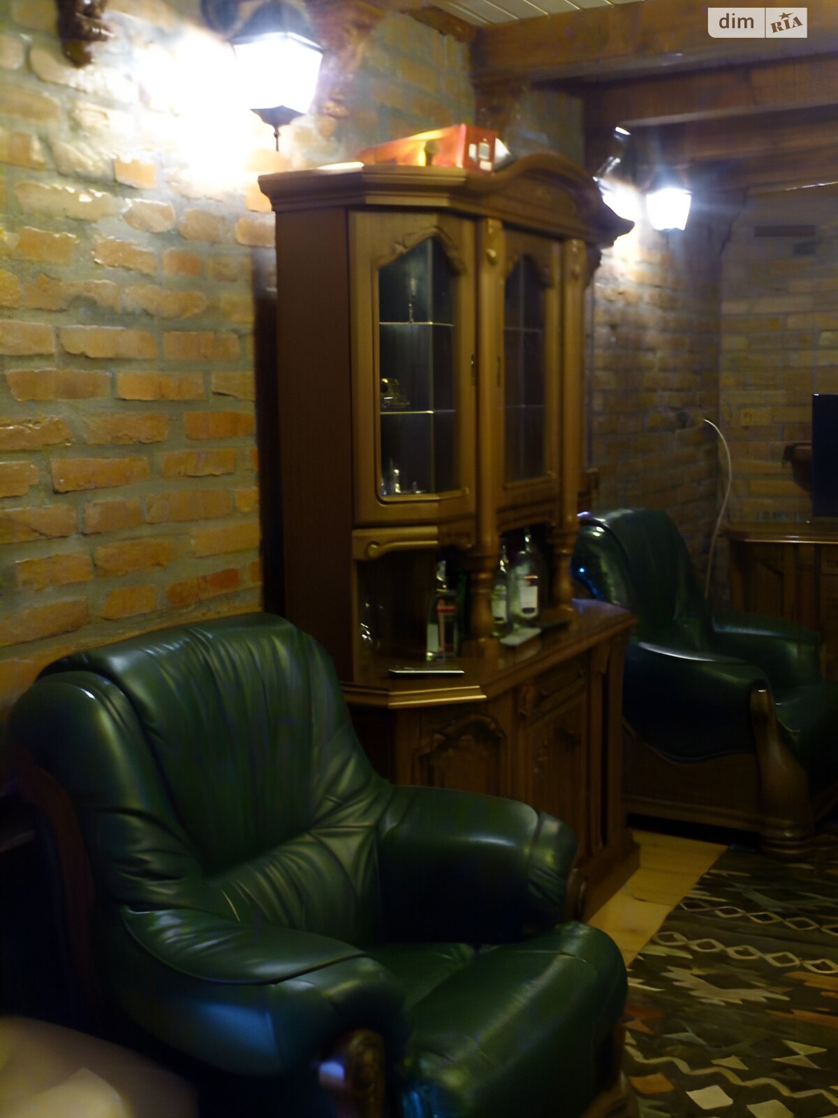 двухэтажный дом с отоплением, 330 кв. м, кирпич. Продажа в Клячанове фото 1 двухэтажный дом с отоплением, 330 кв. м, кирпич. Продажа в Клячанове фото 1