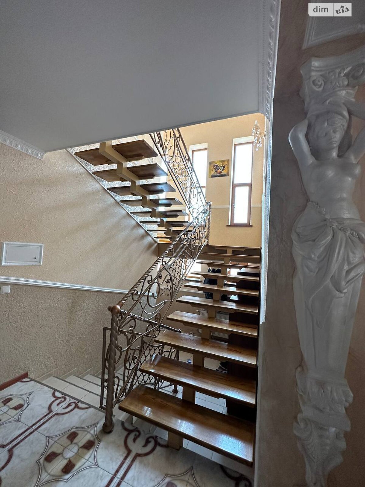 двоповерховий будинок з меблями, 278.6 кв. м, кирпич. Продаж у Ключарках фото 1 двоповерховий будинок з меблями, 278.6 кв. м, кирпич. Продаж у Ключарках фото 1