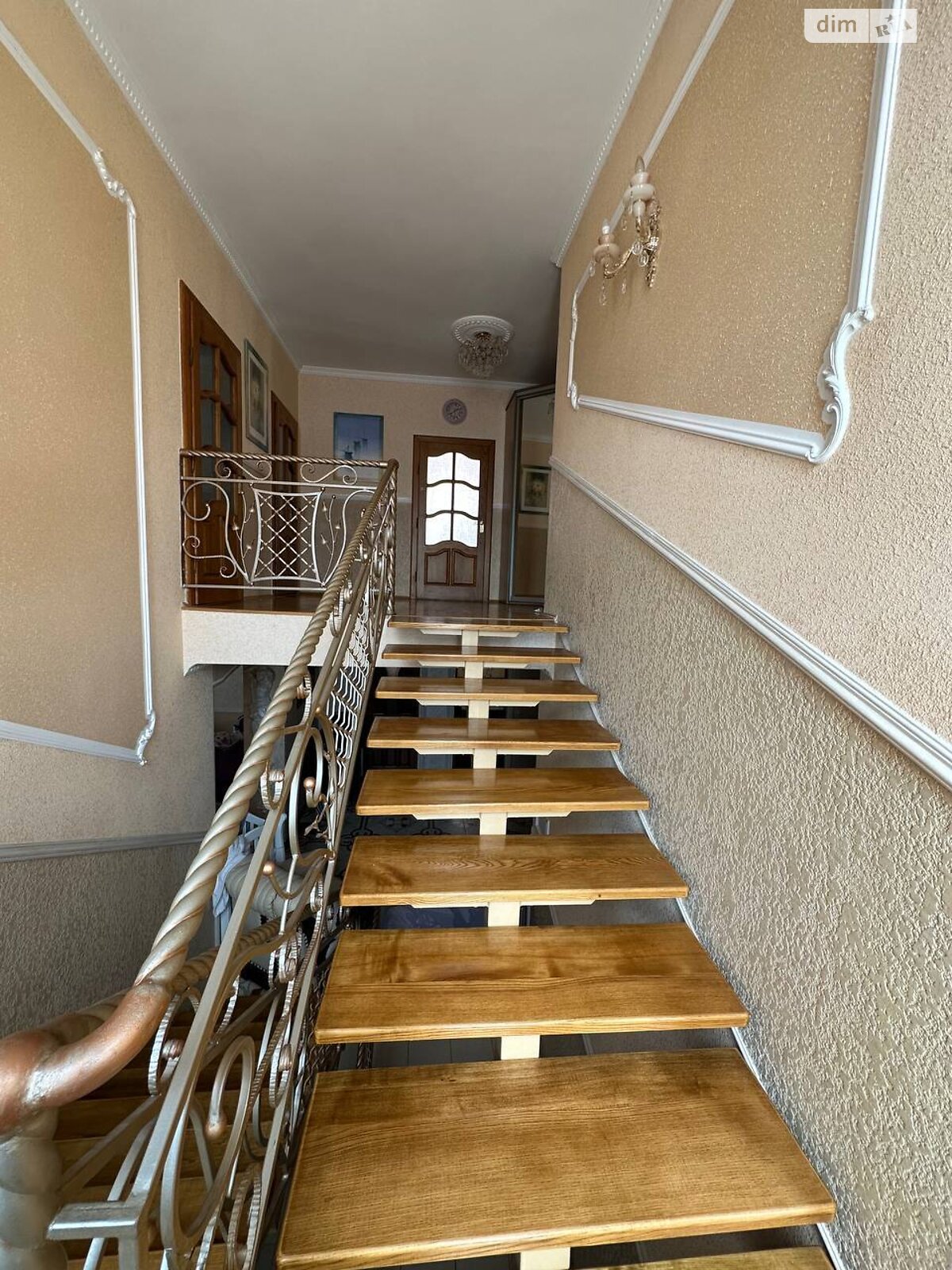 двоповерховий будинок з меблями, 278.6 кв. м, кирпич. Продаж у Ключарках фото 1 двоповерховий будинок з меблями, 278.6 кв. м, кирпич. Продаж у Ключарках фото 1