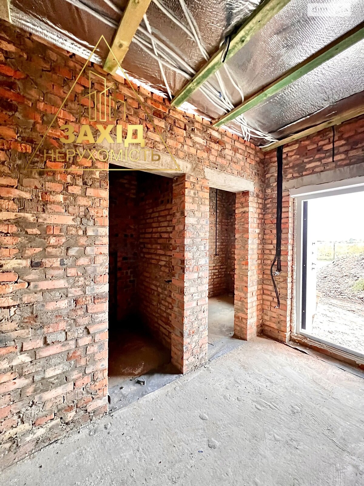 одноэтажный дом с отоплением, 130 кв. м, кирпич. Продажа в Княгининке фото 1