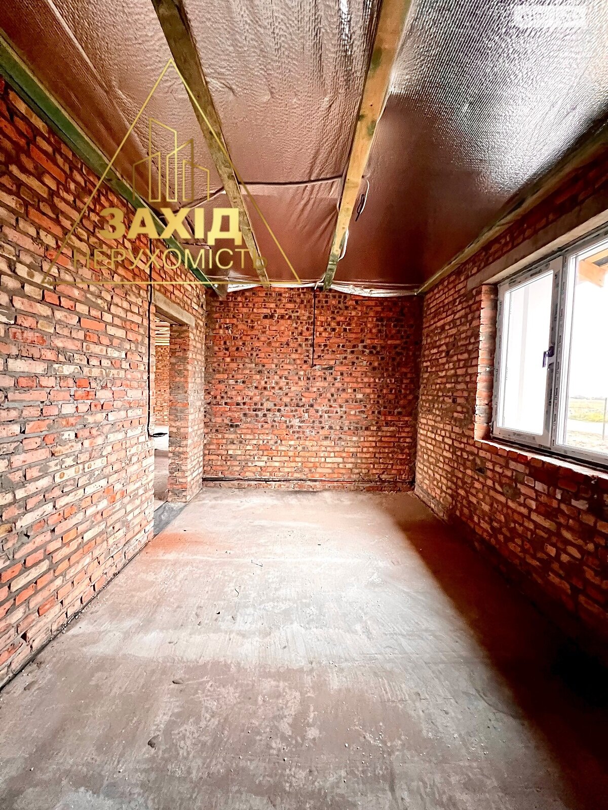 одноэтажный дом с отоплением, 130 кв. м, кирпич. Продажа в Княгининке фото 1