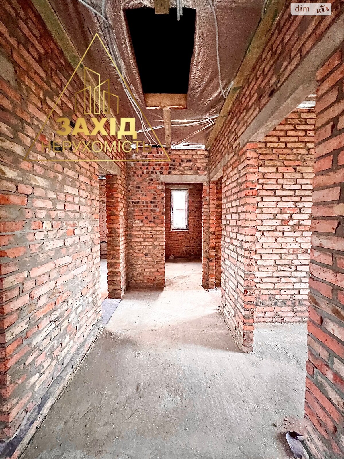 одноэтажный дом с отоплением, 130 кв. м, кирпич. Продажа в Княгининке фото 1