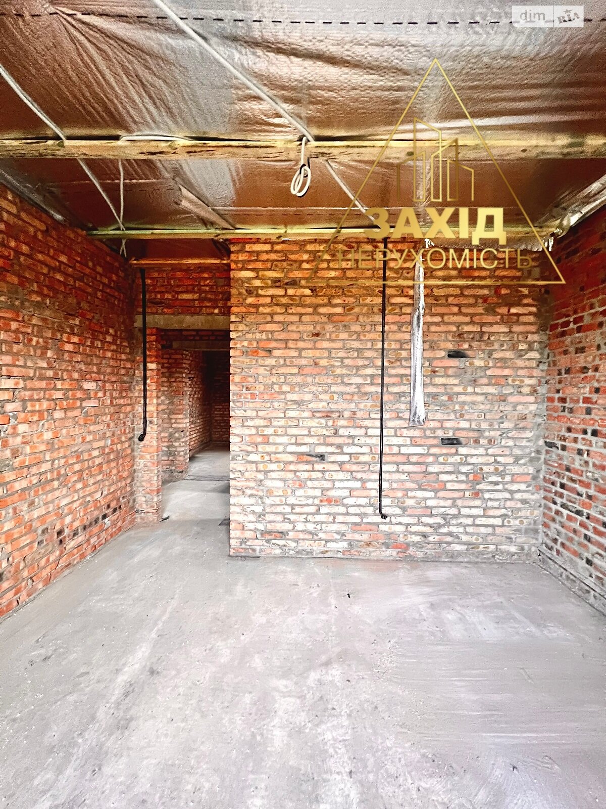 одноэтажный дом с отоплением, 130 кв. м, кирпич. Продажа в Княгининке фото 1