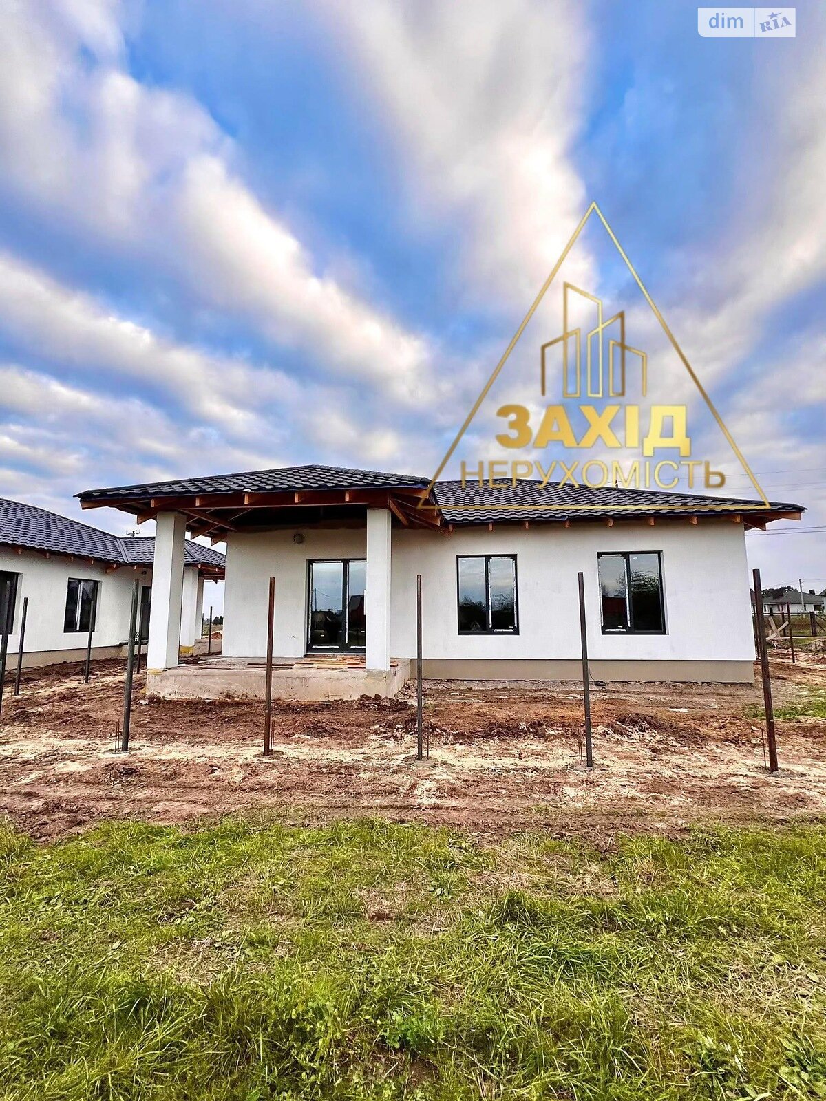 одноэтажный дом с отоплением, 130 кв. м, кирпич. Продажа в Княгининке фото 1