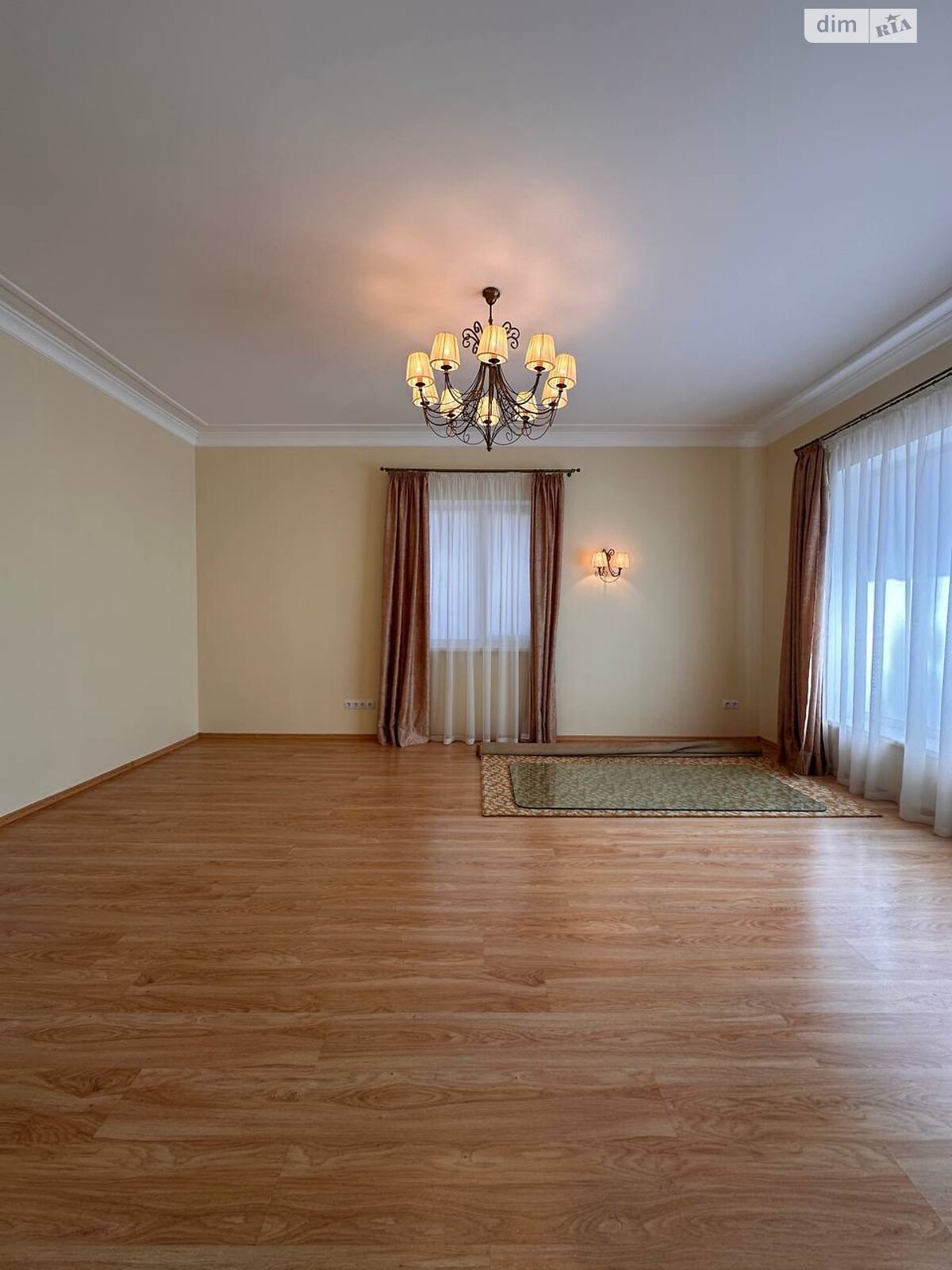 триповерховий будинок з балконом, 200.9 кв. м, ракушняк. Продаж в Коблевому, район Коблево фото 1 триповерховий будинок з балконом, 200.9 кв. м, ракушняк. Продаж в Коблевому, район Коблево фото 1