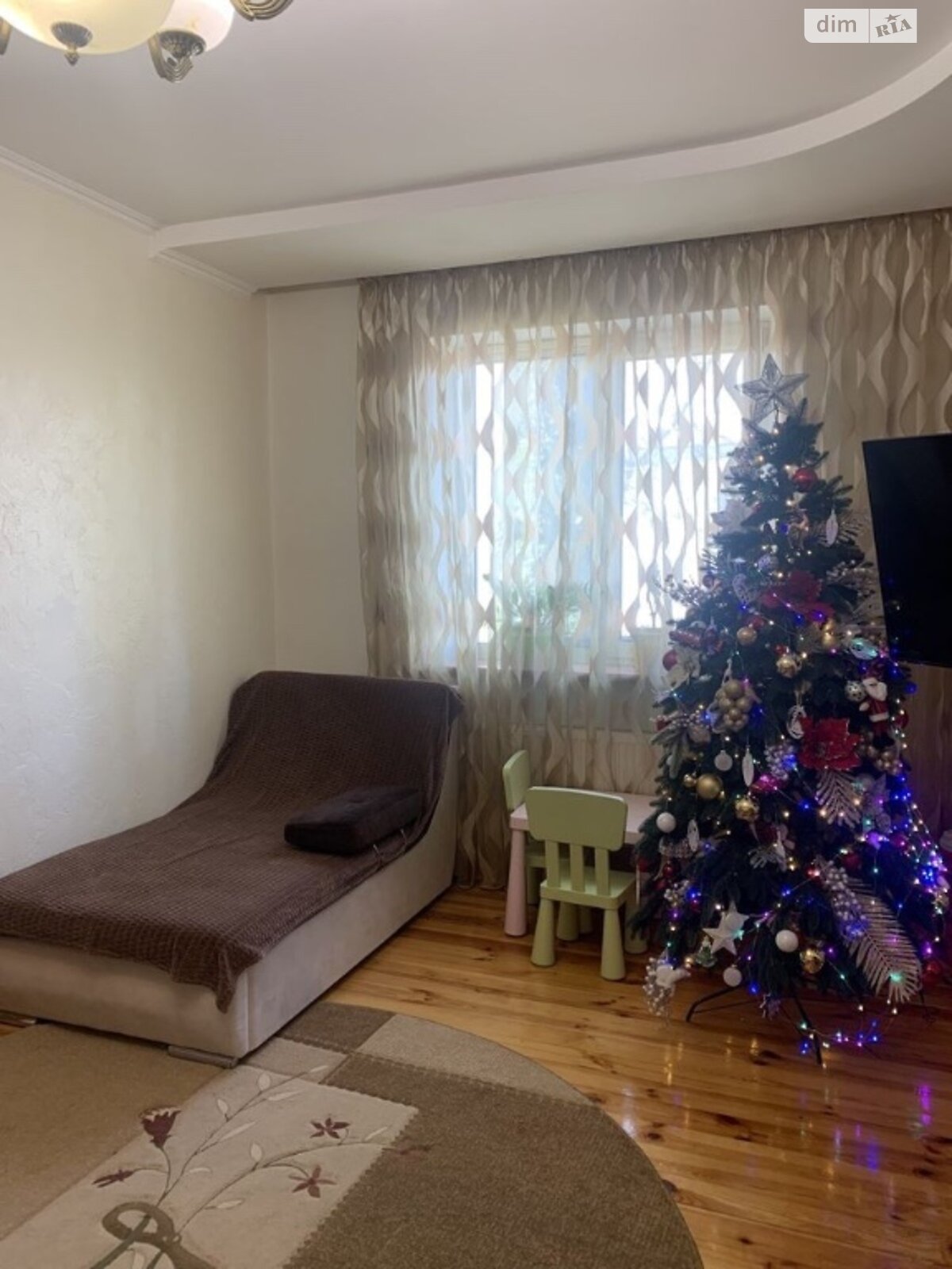 трехэтажный дом, 288 кв. м, кирпич. Продажа в Колоденке фото 1