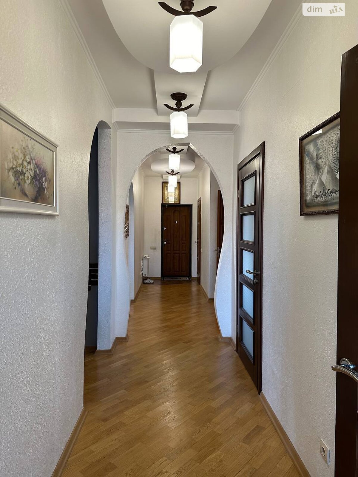 двухэтажный дом с гаражом, 246.5 кв. м, кирпич. Продажа в Колоденке фото 1 двухэтажный дом с гаражом, 246.5 кв. м, кирпич. Продажа в Колоденке фото 1