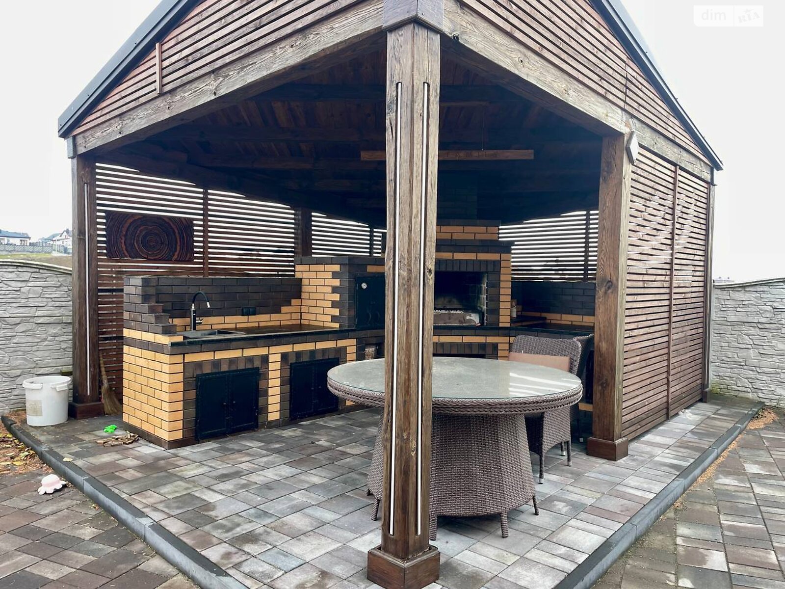 двухэтажный дом с гаражом, 246.5 кв. м, кирпич. Продажа в Колоденке фото 1 двухэтажный дом с гаражом, 246.5 кв. м, кирпич. Продажа в Колоденке фото 1