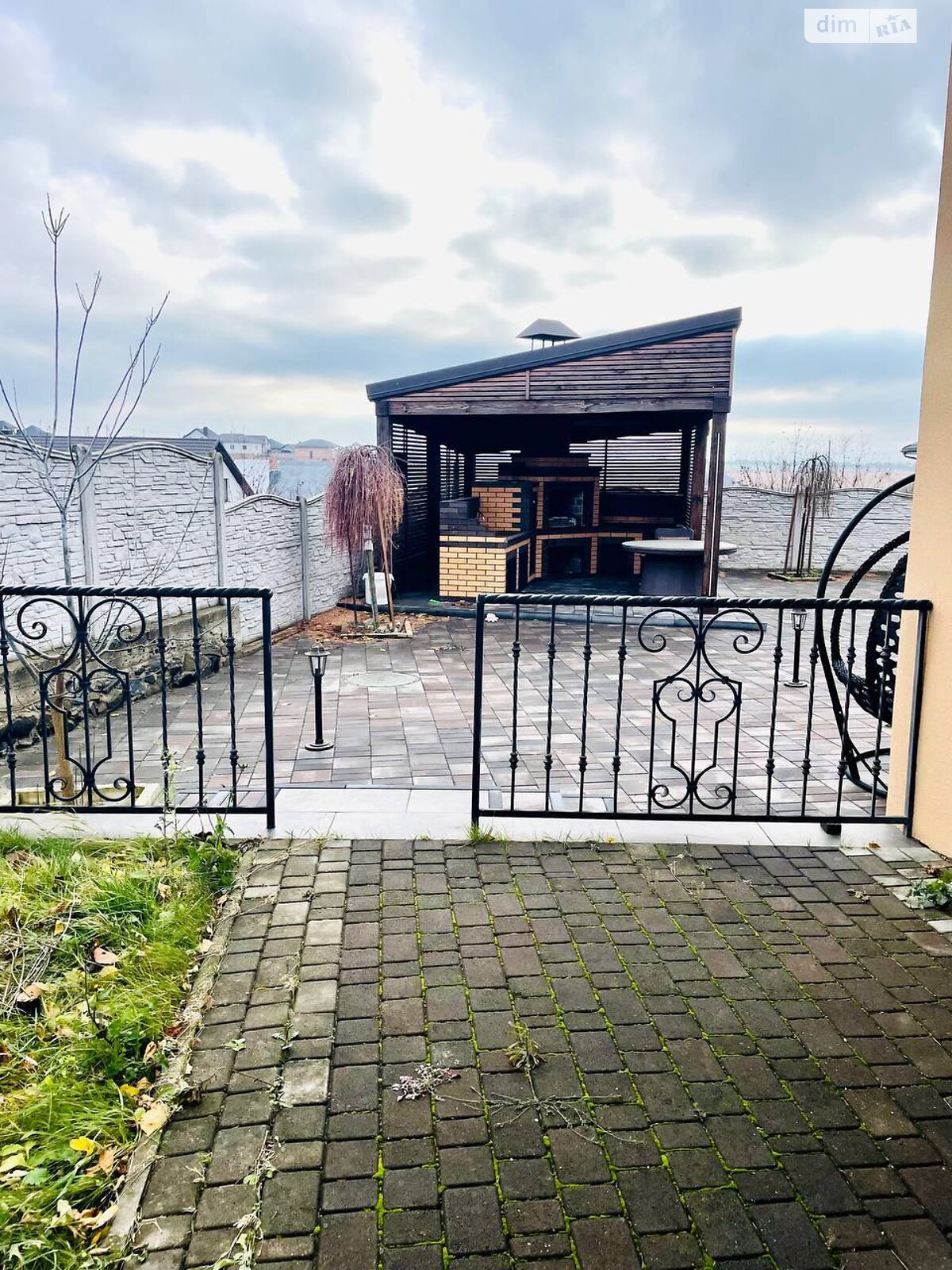 двухэтажный дом с гаражом, 246.5 кв. м, кирпич. Продажа в Колоденке фото 1 двухэтажный дом с гаражом, 246.5 кв. м, кирпич. Продажа в Колоденке фото 1